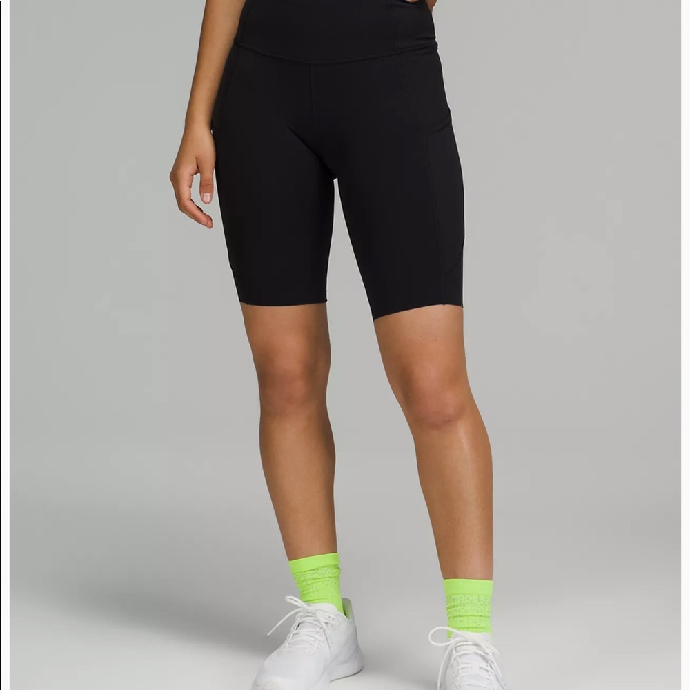 lululemon Align Super-High-Rise Short 10"